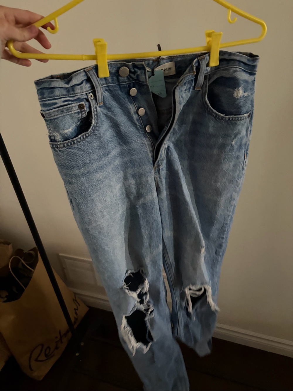 Denim forum ripped jean